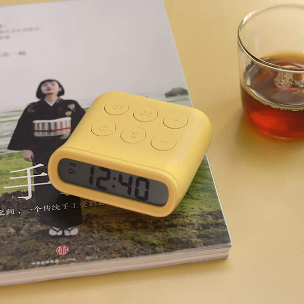 Mini batteridriven väckarklocka, enkel att använda, liten batteridriven klocka, snooze, bakgrundsbelysning, timing, perfekt för resor, studier, skrivbord, hylla, sängbord