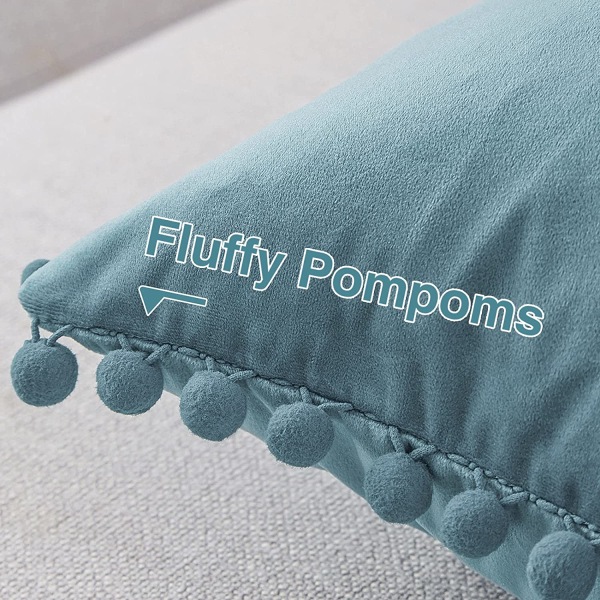 Pakke med 2 dekorative putetrekk, myke partikler fløyel ensfargede putetrekk med pom-poms for sofa soverom bil (12 x 20 tommer, gråblå)