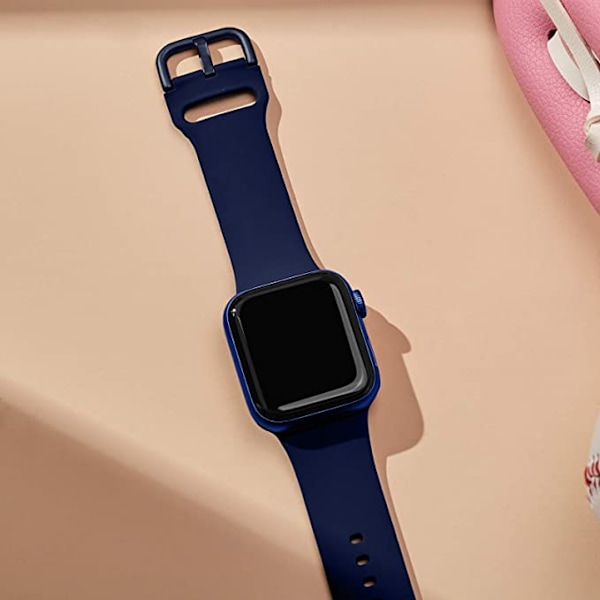 Apple Watch -hihnan pehmeä silikoninen urheiluranneke, korvaava hihna, sopii kaikille Iwatch-malleille (Keskiyön sininen 38/40/41mm)