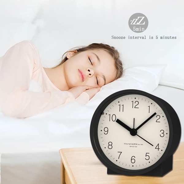 Batteridriven analog alarmklocka, tyst, utan tickande, stigande pipljud, snooze, ljusfunktioner, enkel inställning (svart)