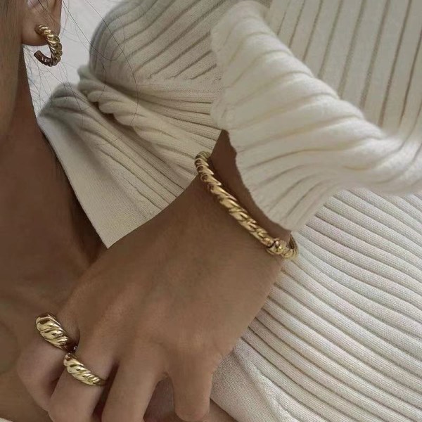 14K Guldpläterad Croissant Dome Ring Vriden Flätad Guldpläterad Ring | Chunky Signetring, Gul - Croissant, Storlek: 9