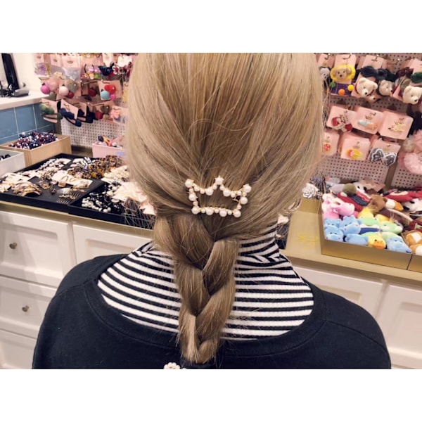 3 PCS Temperament Pearl Hair Side Clip Simple Hair Side Clip Bangs Seaside Clip for Women' s Girls----Butterfly