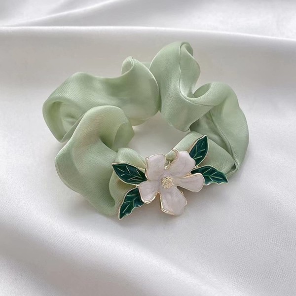 Gardenia silke hair scrunchies mild satin scrunchies super fairy temperament blomma hästsvans hår scrunchies huvudbonad (grön)