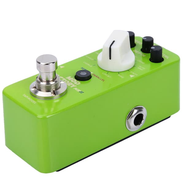 DC 9V/160mA Modulationseffekter för gitarr som innehåller totalt 11 moduleringseffekter