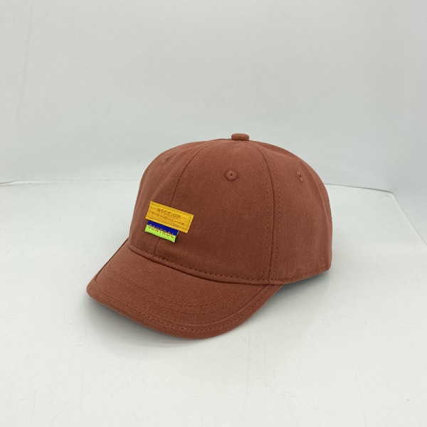 Dotpet tygetikett liten brättad cap för män och kvinnor justerbar cap(roströd)
