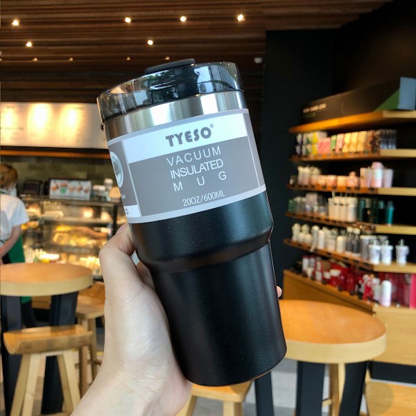 SAYTAY Klassisk Tumbler 20 oz Rustfrit Stål Dobbelt Væg Vakuumisoleret Tumbler Rejsekrus med Låg (Sort)