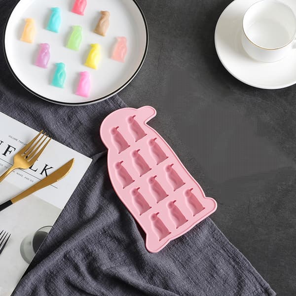 Sød pingvin isgitter silikoneform chokolade slikform DIY blød slikform (Pink)