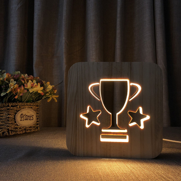 Nattljus för Trophy Trä 3D-lampa Creative Wooden Lights 3D Träsniderimönster LED Nattljus för skrivbordsbord med USB -drivet hem