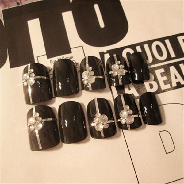 24 st/låda Glitter Stripe Mönster Strass Dekoration Falska Falska Nagel Art Tips & Lim