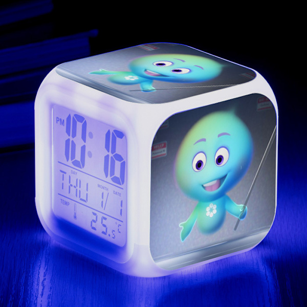 Anime Mind Adventure Färgrik Väckarklocka LED Kvadratisk Klocka Digital Väckarklocka med Tid, Temperatur, Alarm, Datum
