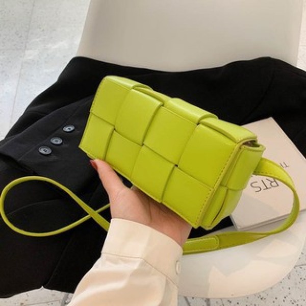 Kiwi Grøn Vævet Taske Lille Taske Fashion All-Match Bryst Taske Kvinde Sommer Messenger Talje Taske Trendy Ins Fashion Dametaske