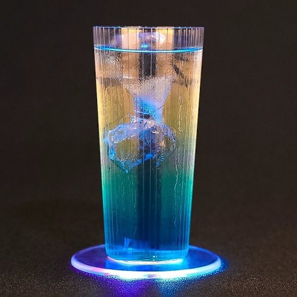 4 stk fargerike LED-coaster til cocktail, ultratynne LED-coaster med lys, sklisikre og vanntette gjennomsiktige