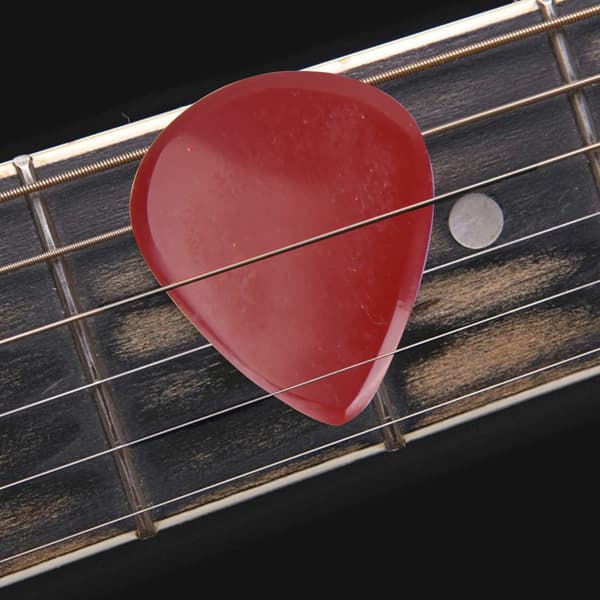 4 stk. tilfældig farve elektrisk bas akustisk guitar plekter med plekterpose (brun pose)