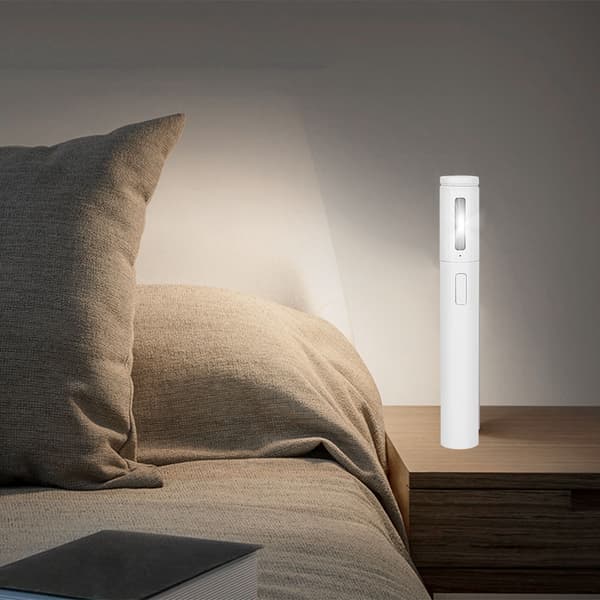 DX50 Bærbar Multifunktionel Beslag Bluetooth Selfie Stick til Telefon med Fyldlys Hvid