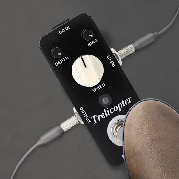 Klassisk All Metal Housing Tremolo Distortion Pedal Elektrisk Gitarr Tillbehör