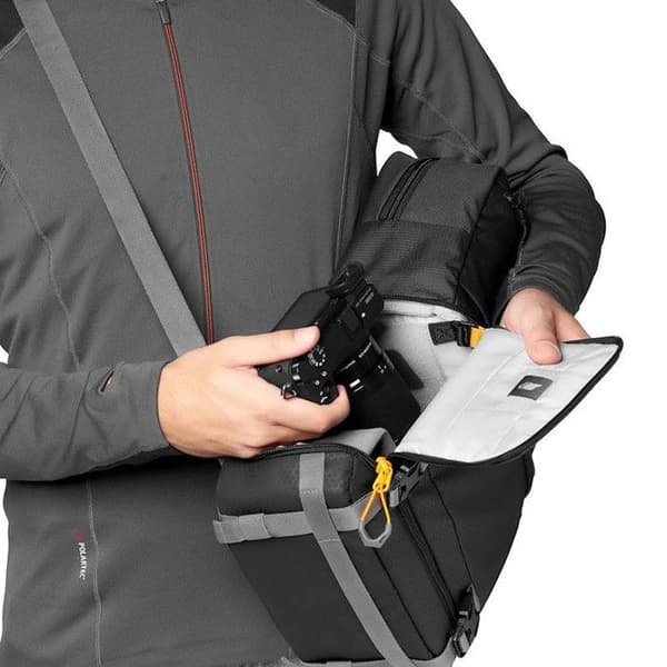 LOWEPRO Slingshot SL 250 AW III Reppu Musta
