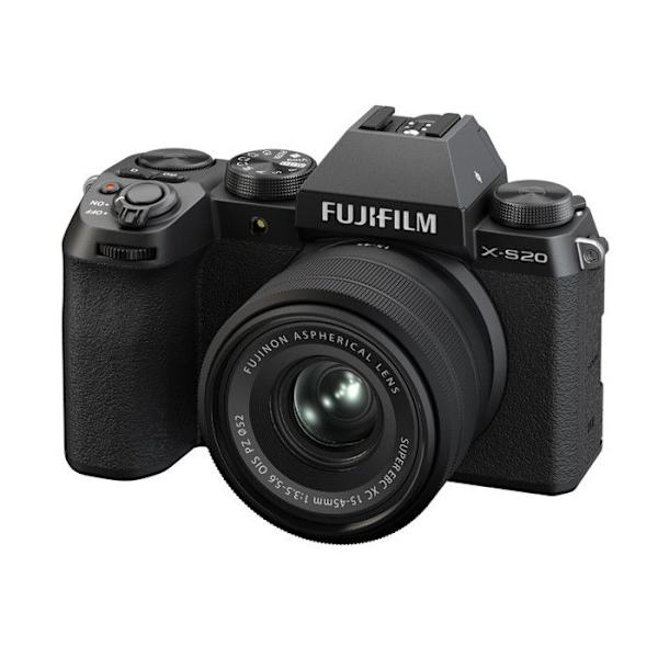 FUJIFILM X-S20 SORT + 15-45mm Svart