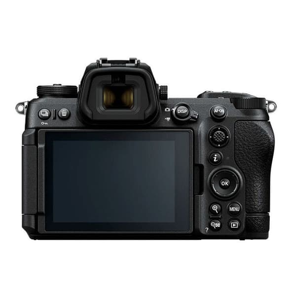 NIKON Z6 III + Z 24-70mm f/4 S + FTZ II -sovitin