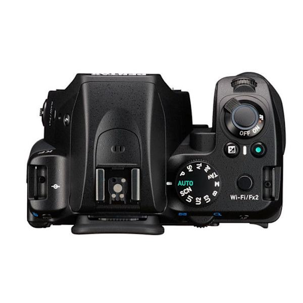 PENTAX KF Musta + 18-135 WR