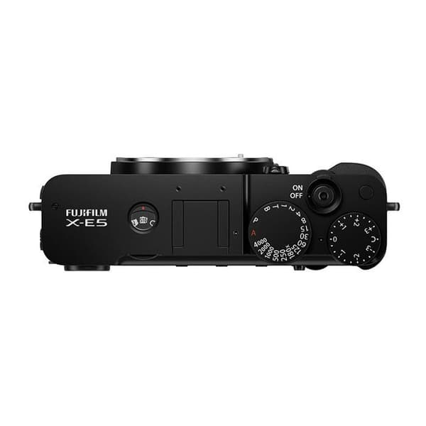 FUJIFILM X-E5 Sort + Sigma 18-50 f/2.8 DC DN Contemporary