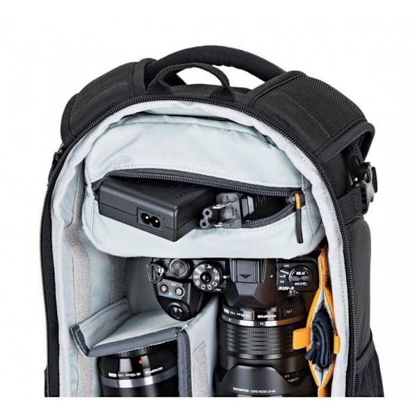 LOWEPRO Reppu Flipside 200 AW II Musta