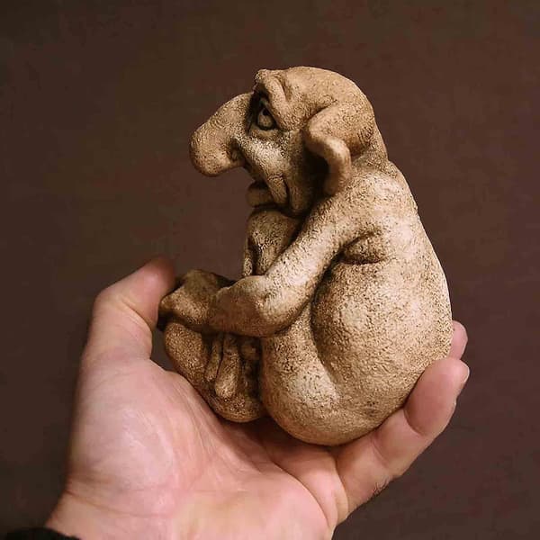 Gargoyle-statue i resin, gotisk gargoyle hagefigur