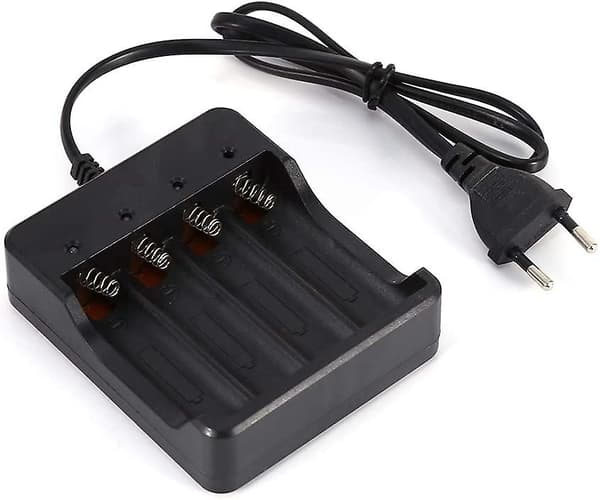 4-spors batterilader for 18650 litium oppladbart batteri EU-plugg