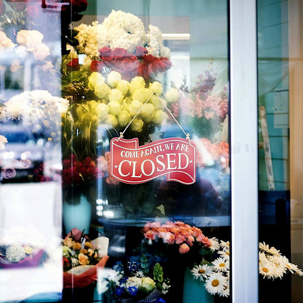 Öppet och stängt skylt för affärsdörr - Vändbar dubbelsidig dekor träskylt hängande butiksskylt (röd)