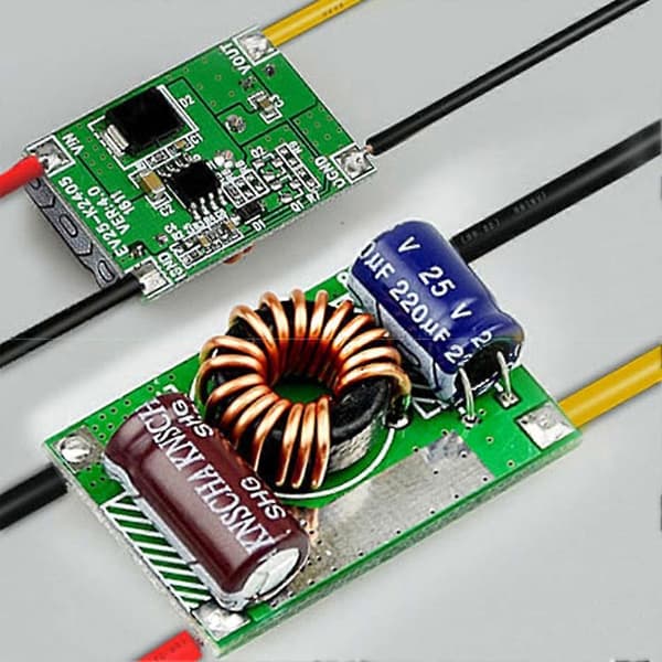 DC-DC 12V til 5V Konverter Nedtrappingsregulator Modul Buck Strømforsyningsadapter JIKAIX 3A