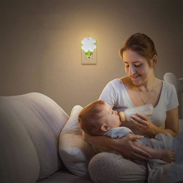 0,7w (fyra typer av moln, fyrklöver, glödlampa, badminton) Kreativt nattljus LED style4
