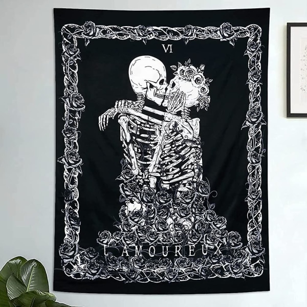 Skull Tapestry The Kissing Lovers Vägghängande svart och vitt mänskligt skelett