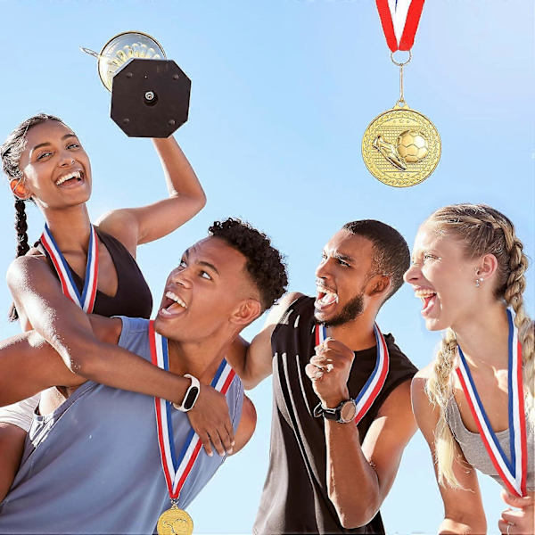 30 st 2024 Examensprismedaljer i bulk, konstmedaljer, fotbollstrofépris
