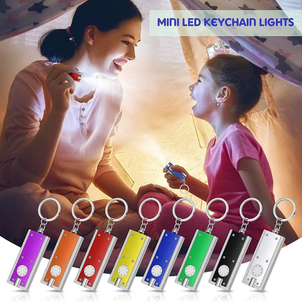 16 stycken mininyckelring Led-lampor Nyckelringar Ficklampa blandad färg Ultraljus ficklampa Bärbar nyckelring Flash Light Torch Key Ring Kraftfull