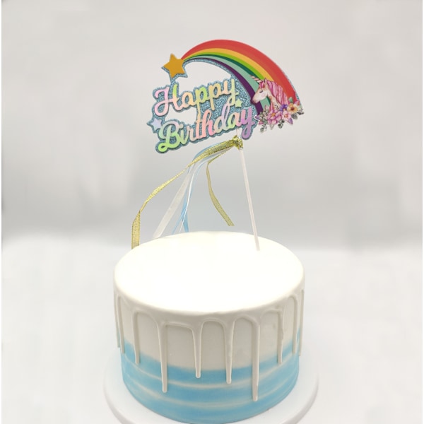 Bakt kake med flagg, regnbueskyer, enhjørninger, laser happy birthday kortdekorasjoner