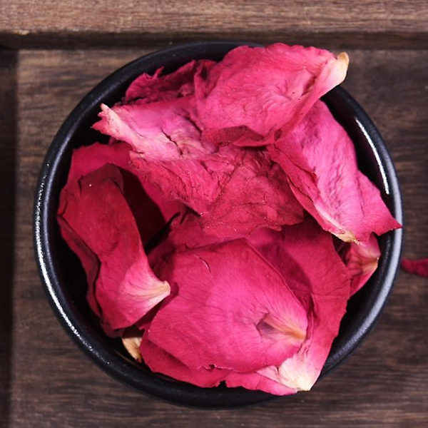 150 gram/ 5,3 oz Naturlige ekte røde roseblader Tørkede roseblader for bryllupsdekorasjon Badekar Fotbad Bryllupskonfetti Håndverkstilbehør