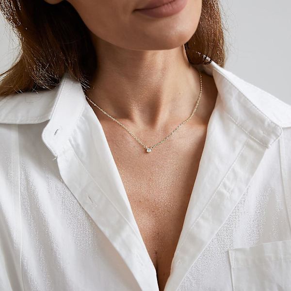 Cz Diamant Halsband för Kvinnor Delikat Skiktat Kubisk Zirkonia Solitaire Hänge Halsband Guldpläterat Vattendroppe Form Fyrkantig Smaragdgrön Cz Simulerad D