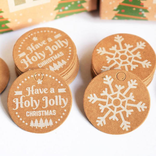 200 stk. Jule Kraftpapir Gavemerkelapper Hengemerker Med Rød Og Svart Rutete Snøfnugg Juletre Elg Design Og 25 cm Hyssingtau For C