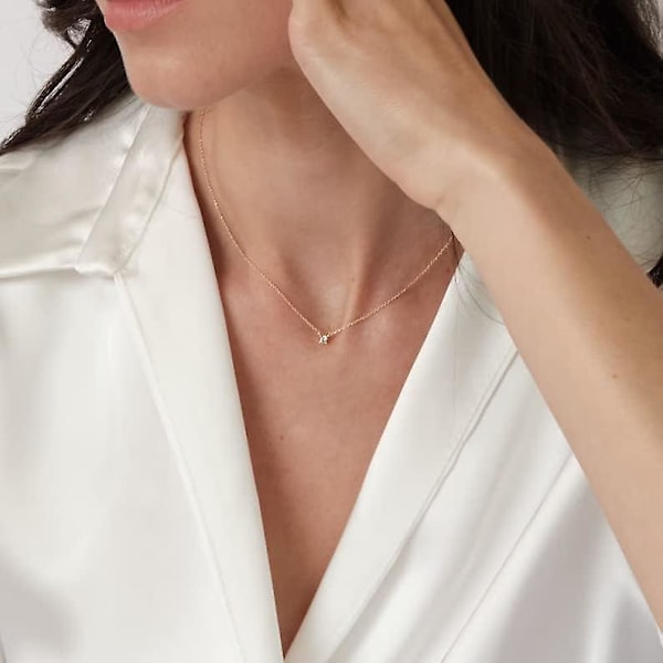 Cz Diamant Halsband för Kvinnor Delikat Skiktat Kubisk Zirkonia Solitaire Hänge Halsband Guldpläterat Vattendroppe Form Fyrkantig Smaragdgrön Cz Simulerad D
