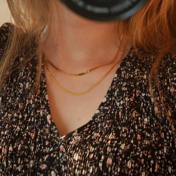 Sillbenshalsband för kvinnor, 14k guldpläterade skiktade halsband, delikat guld sillbenshalsband, chunky tunn gemkedja ormkedja choker halsband