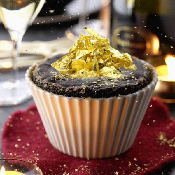 10g Guld Schabin Flakes, 2 Flaskor Imitation Guld Folie Flakes Multifunktion Metallisk Folie Flakes För Mat Dekoration Nagelkonst Målning Hantverk Och Resi