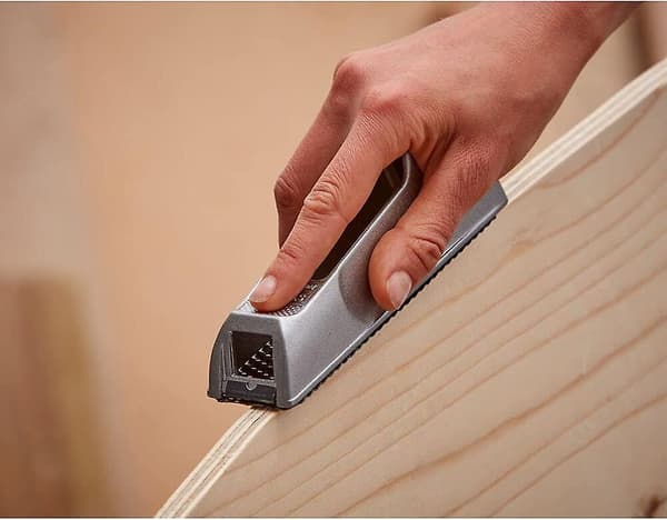 Høvel for tre, total lengde 140 mm