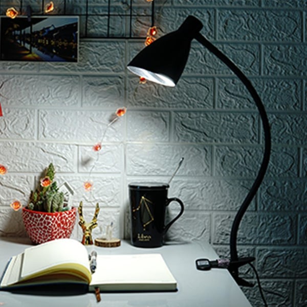 Skrivbordslampa 3 färglägen dimmer Läslampa Klämlampa med automatisk avstängningstimer 360 Flexibel svanhalsklämma på ljus för sängen