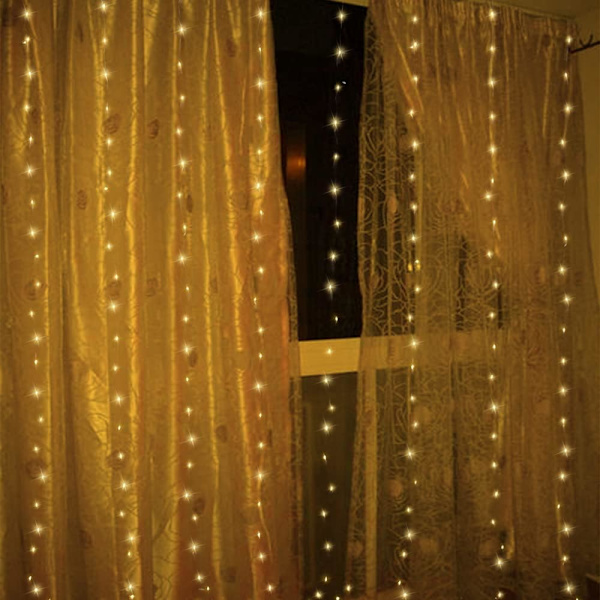 300 LED Vinduesgardin Lys, Fe Twinkle Lys med 8 Tilstande, USB Drevet Hængende Lys med Fjernbetjening til Jule Soveværelse 3M x 3M Warm White