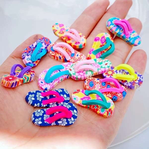 8 stk. Nye Søde Mini Bløde Keramik Strandsko Figur Håndværk Flatback Cabochon Ornament Smykkefremstilling Hårpynt~02410