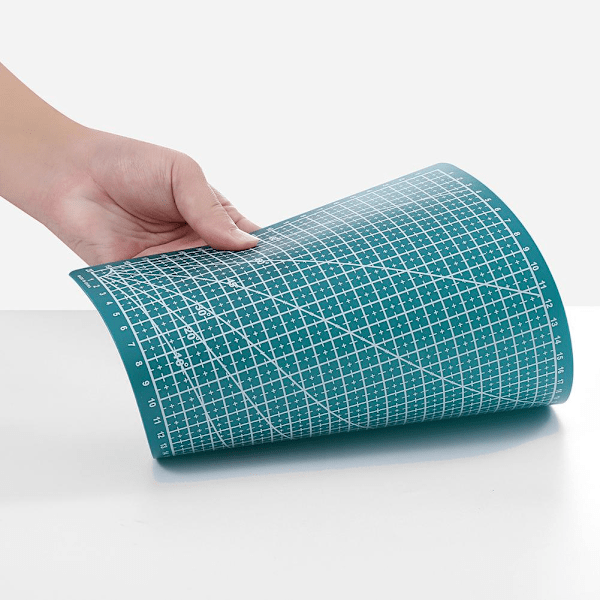 A3, A4, A5 SKÄRMATTA HALKFRI SJÄLVLÄKANDE MED TRYCKTA RUTNÄT A3 Blue 1pc