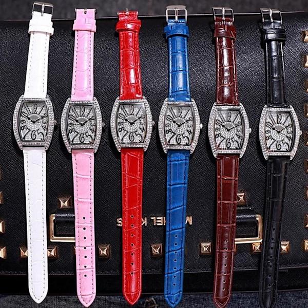 Dam Quartz Klocka Retro Stil Tunnformad Armbandsur Klocka Kvinnlig Student C3s0 Red One size
