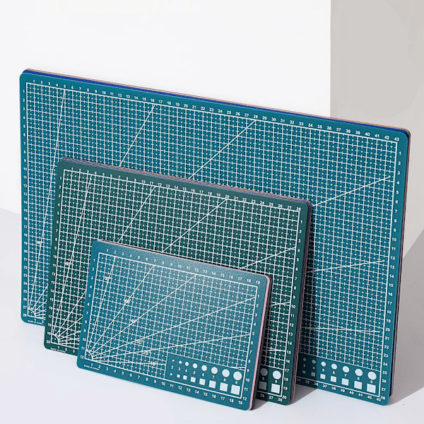 A3, A4, A5 SKÄRMATTA HALKFRI SJÄLVLÄKANDE MED TRYCKTA RUTNÄT A3 Blue 1pc