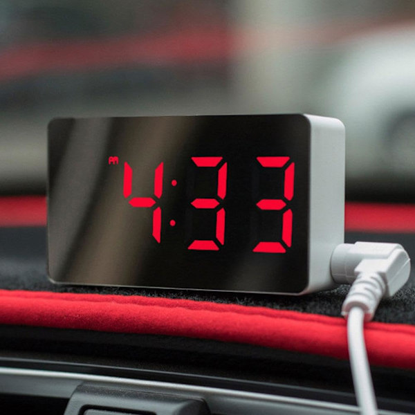 Liten Mini Digital Väckarklocka för Resor med LED-Tids- eller Temperaturvisning, Snooze, Justerbar Ljusstyrka, Enkel Användning - NY Red One size