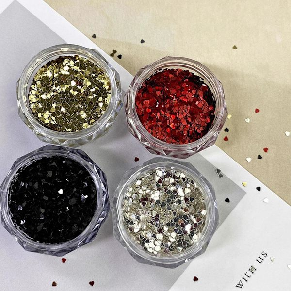 Glänsande ihåliga hjärtan kärlek nagel glitter paljetter skivor 3D dekor ny nagel K1X3 F 1pcs
