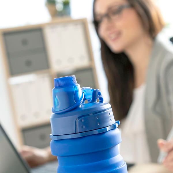 Sammenfoldelig Silikoneflaske - InnovaGoods - Bentle - 500 ml - Blå - Miljøvenlig blå